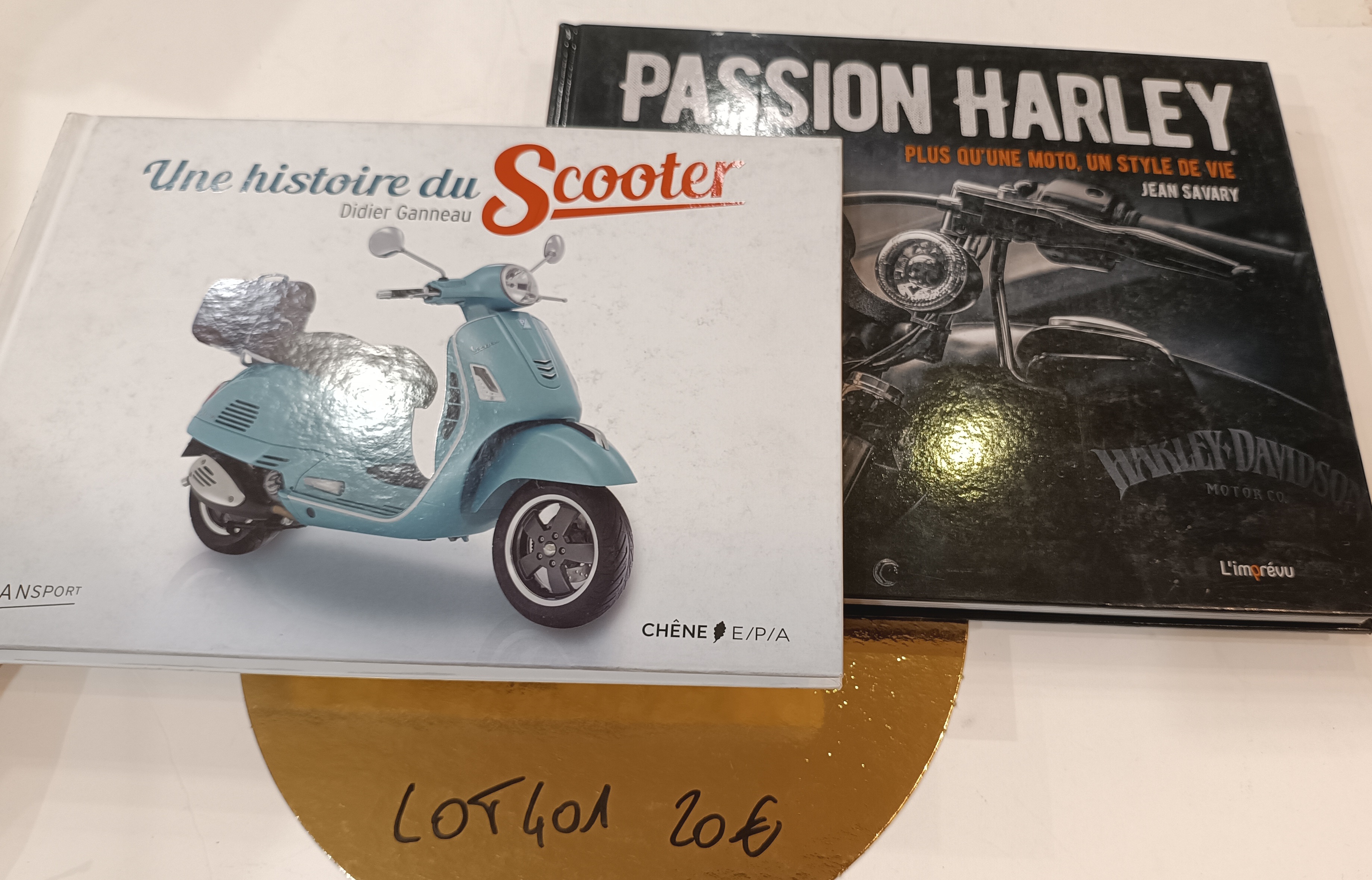 LOT LIVRES. SCOOTER - HARLEY