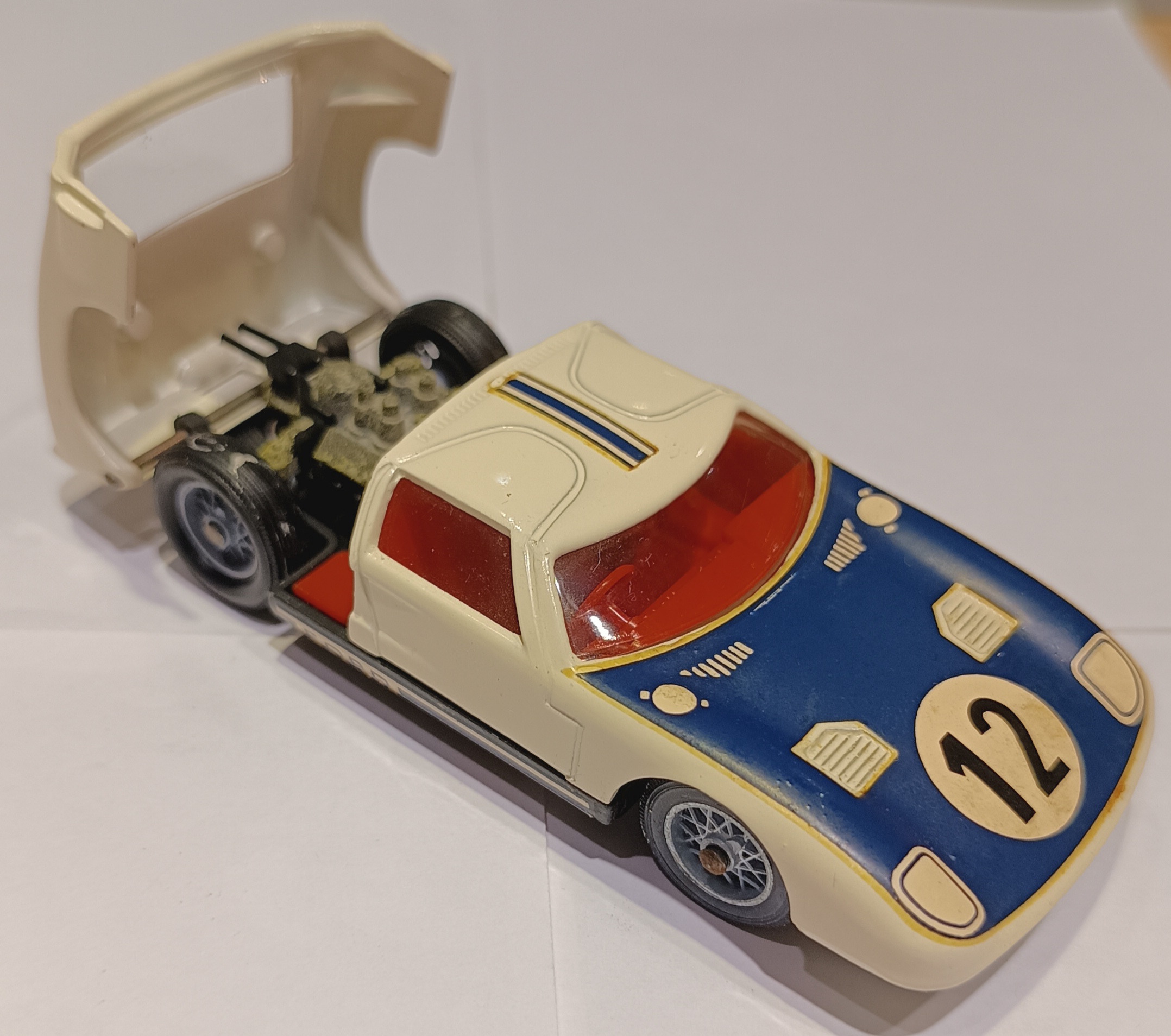 FORD LE MANS SOLIDO 1/43