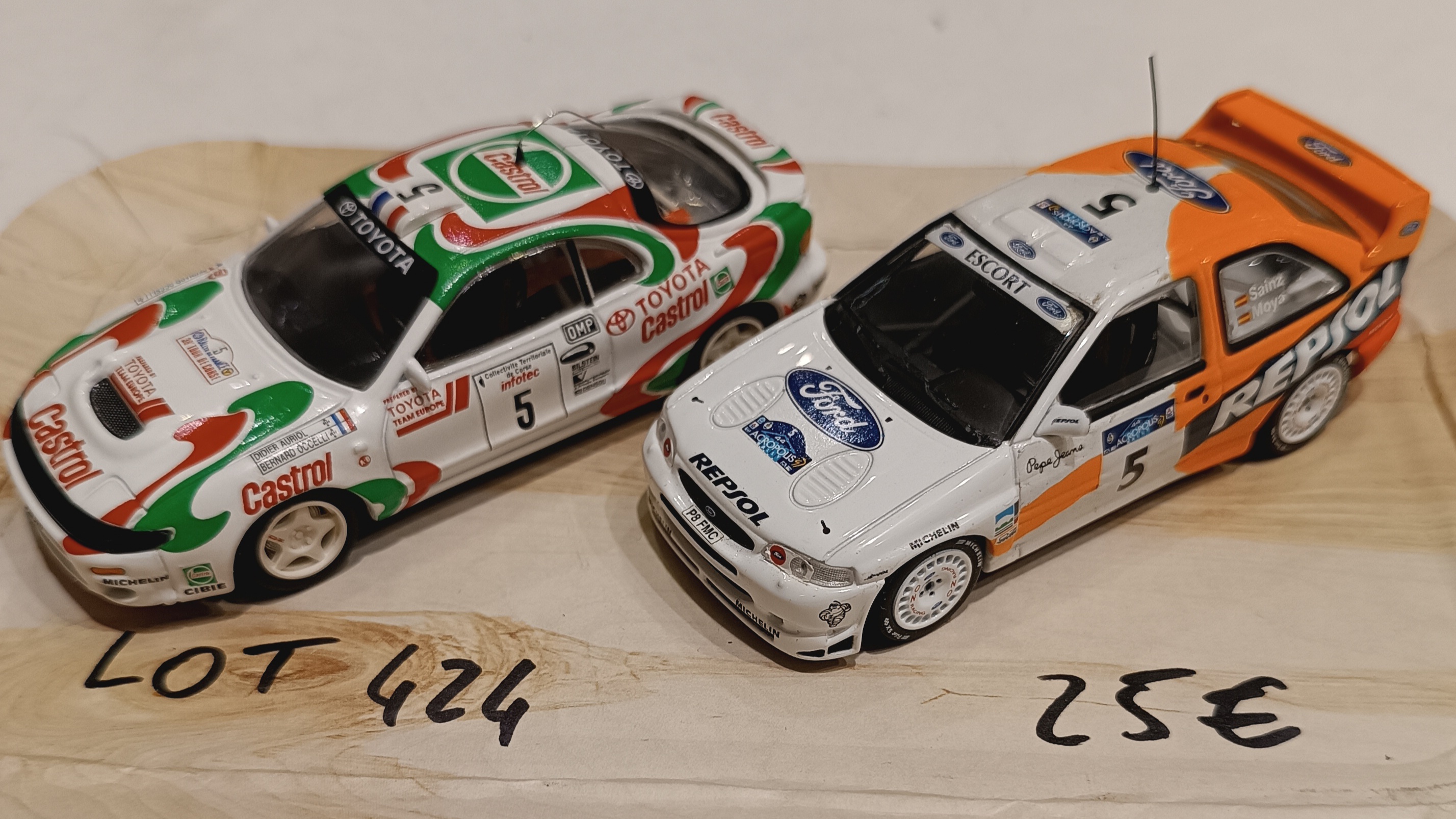 LOT COMPETITION TOYOTA - FORD 1/43