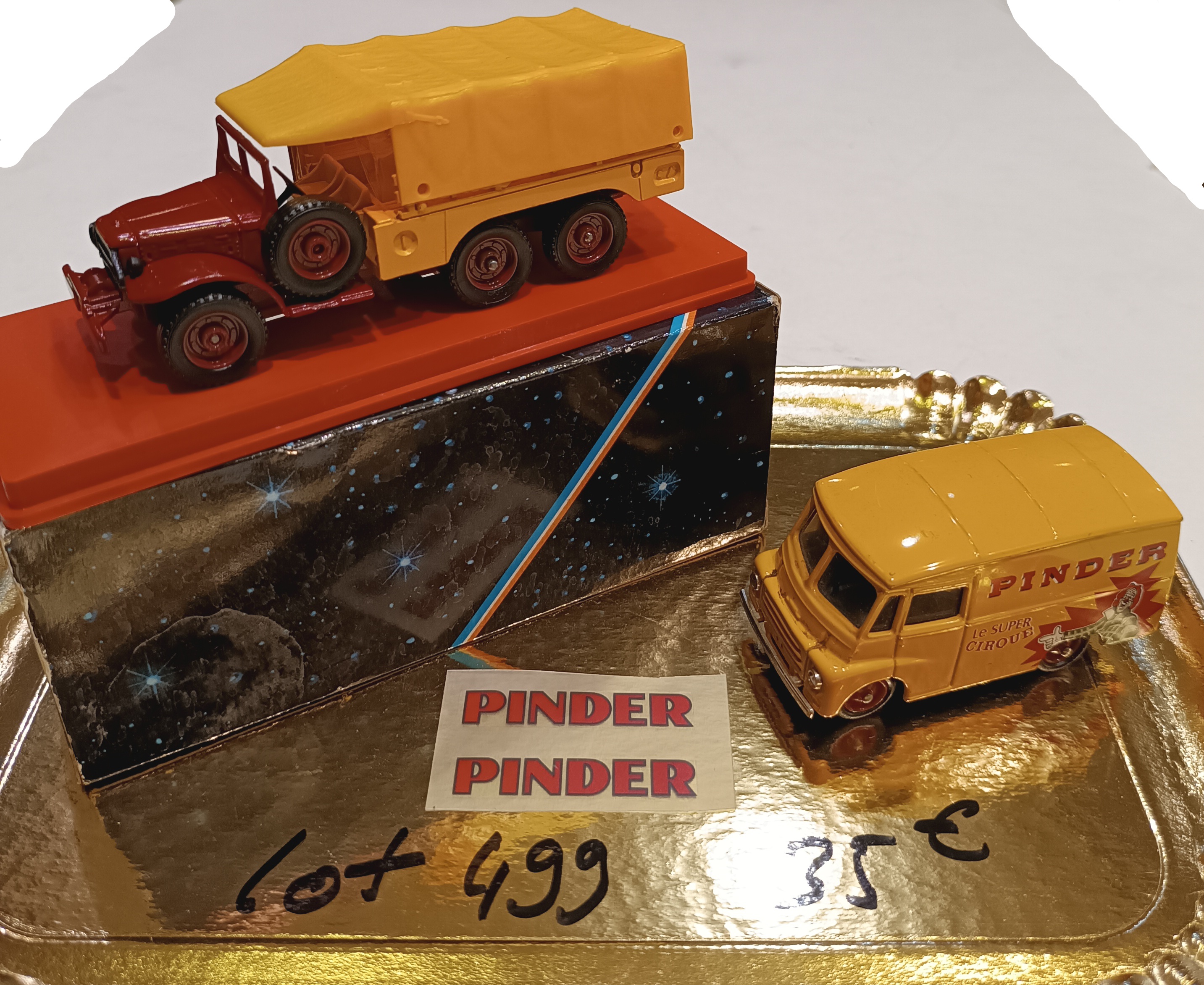 LOT  PINDER 1/43