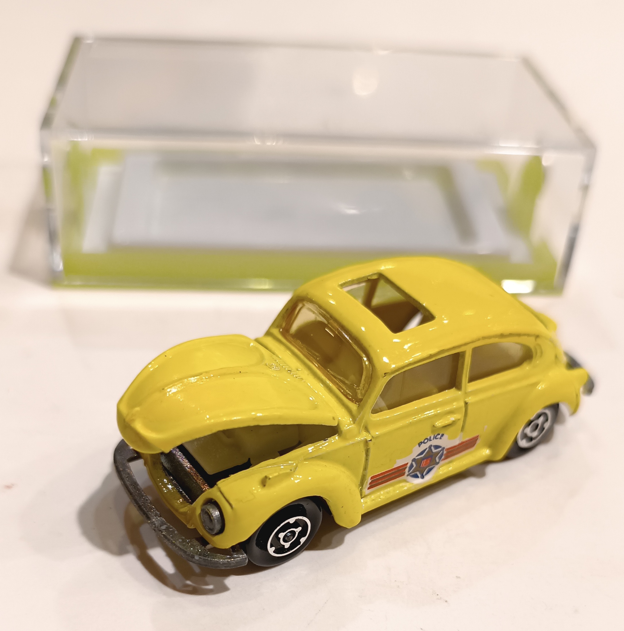 VOLKSWAGEN 1302 MAJORETTE 1/60