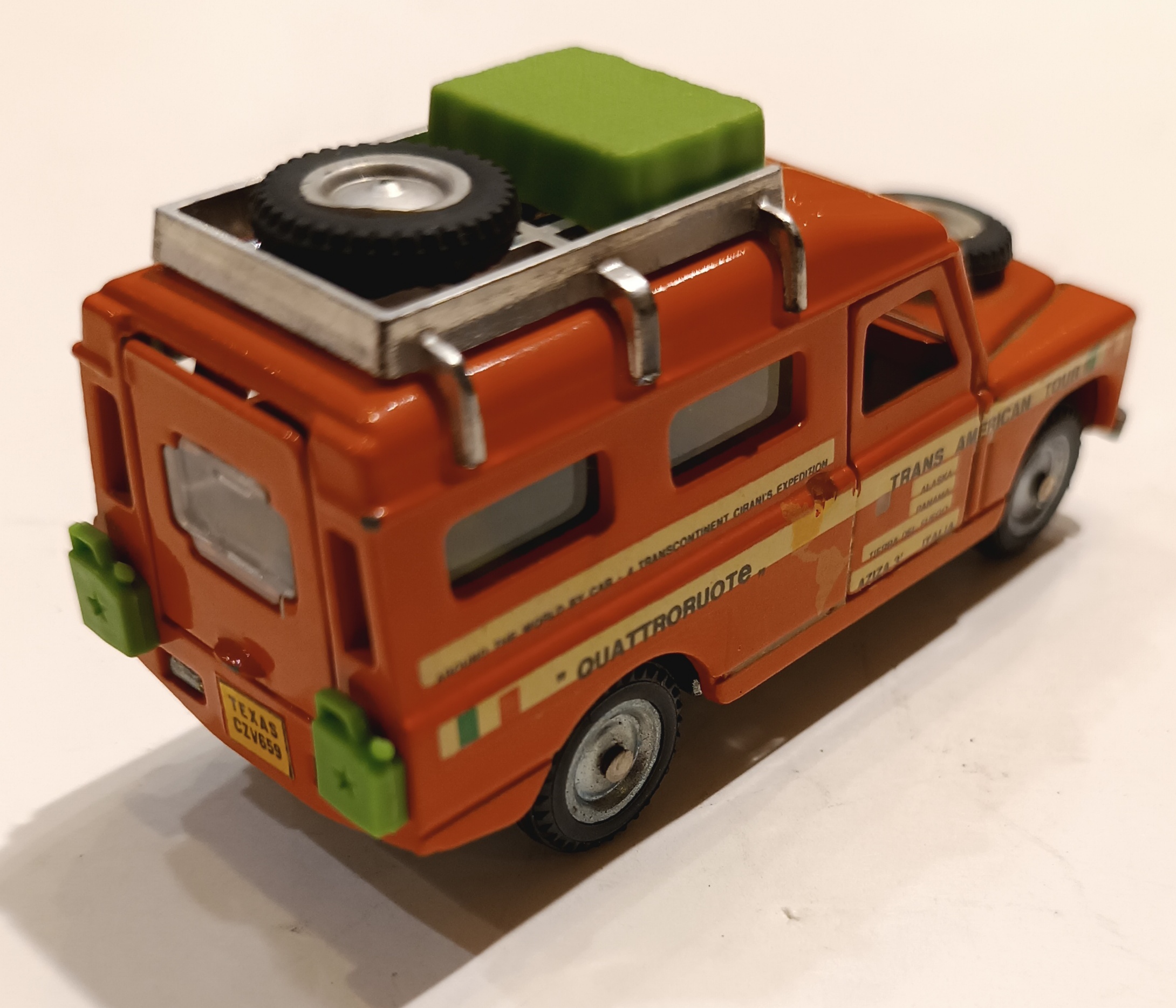 LAND ROVER MEBETOYS 1/43