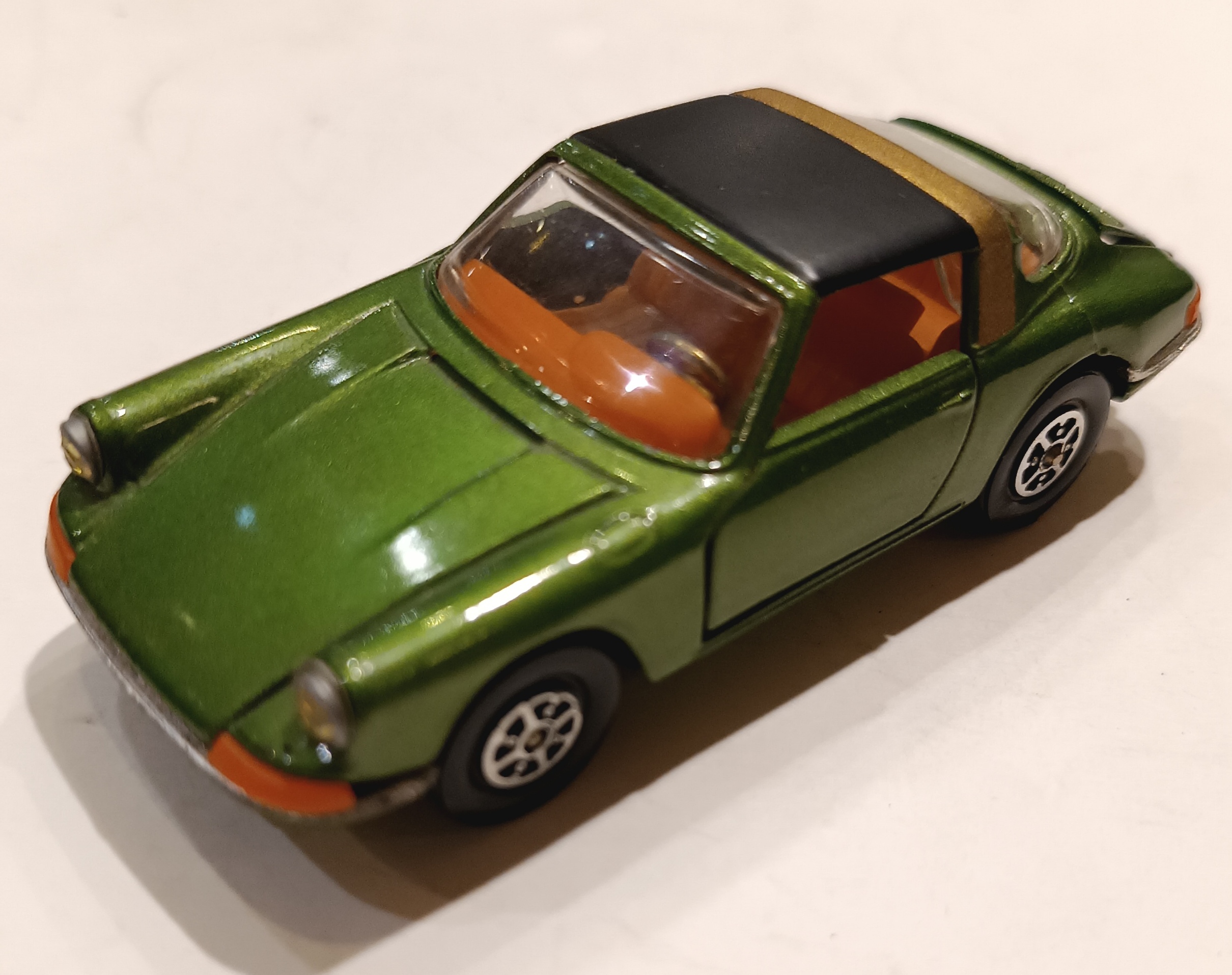 PORSCHE TARGA 911S CORGI 1/43