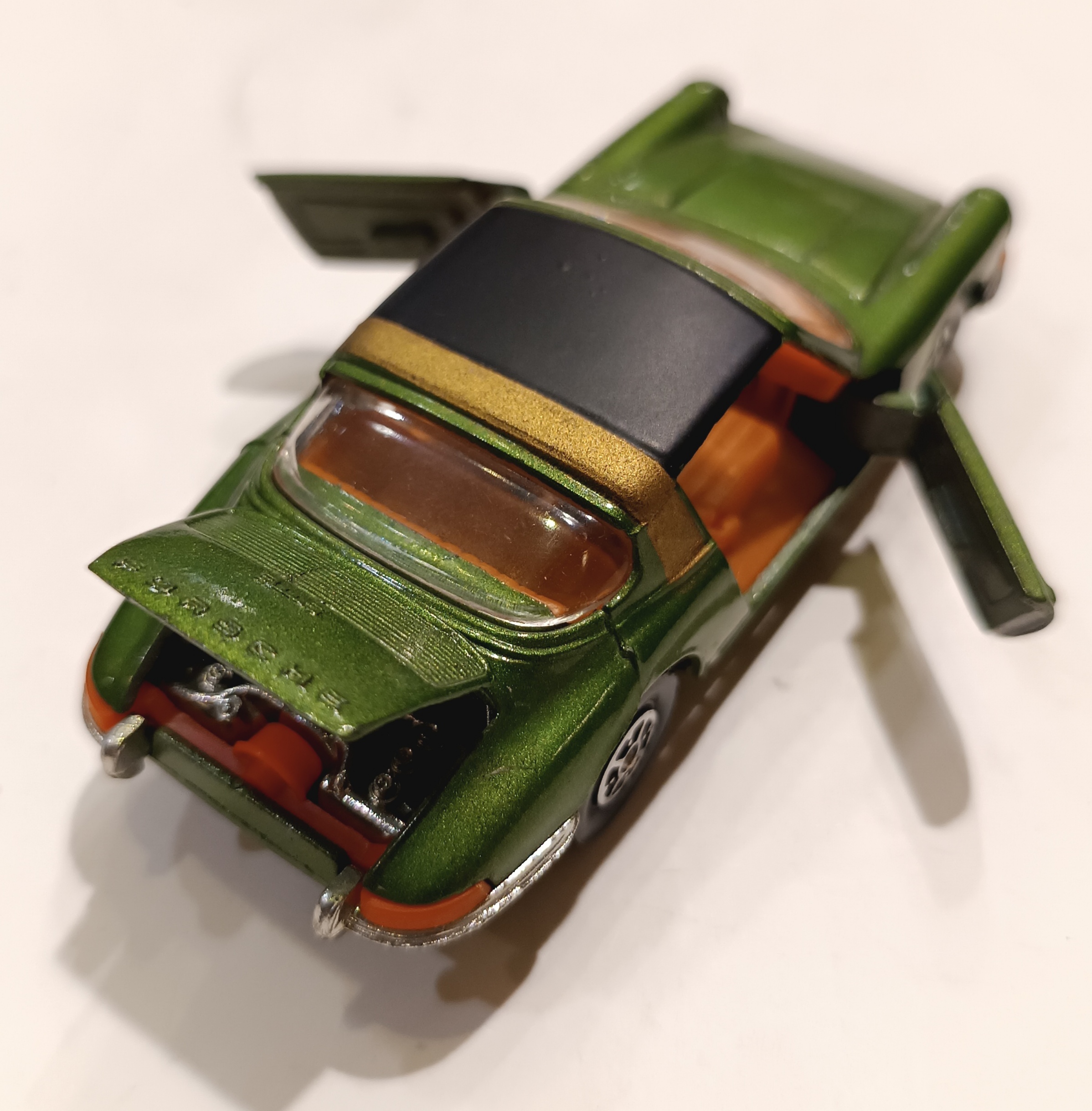 PORSCHE TARGA 911S CORGI 1/43