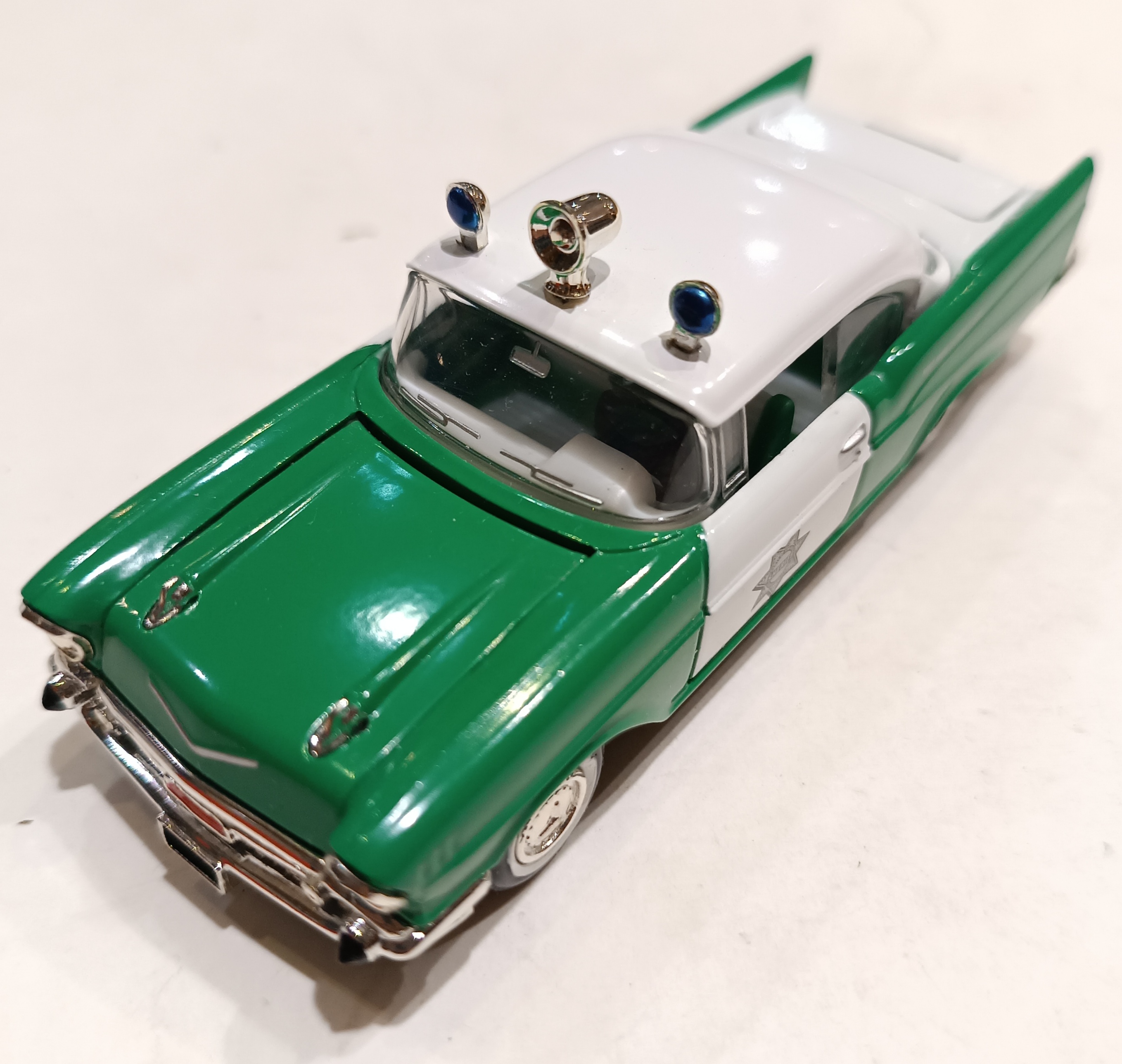 CHEVROLET SHERIFF'S CAR CORGI 1/43