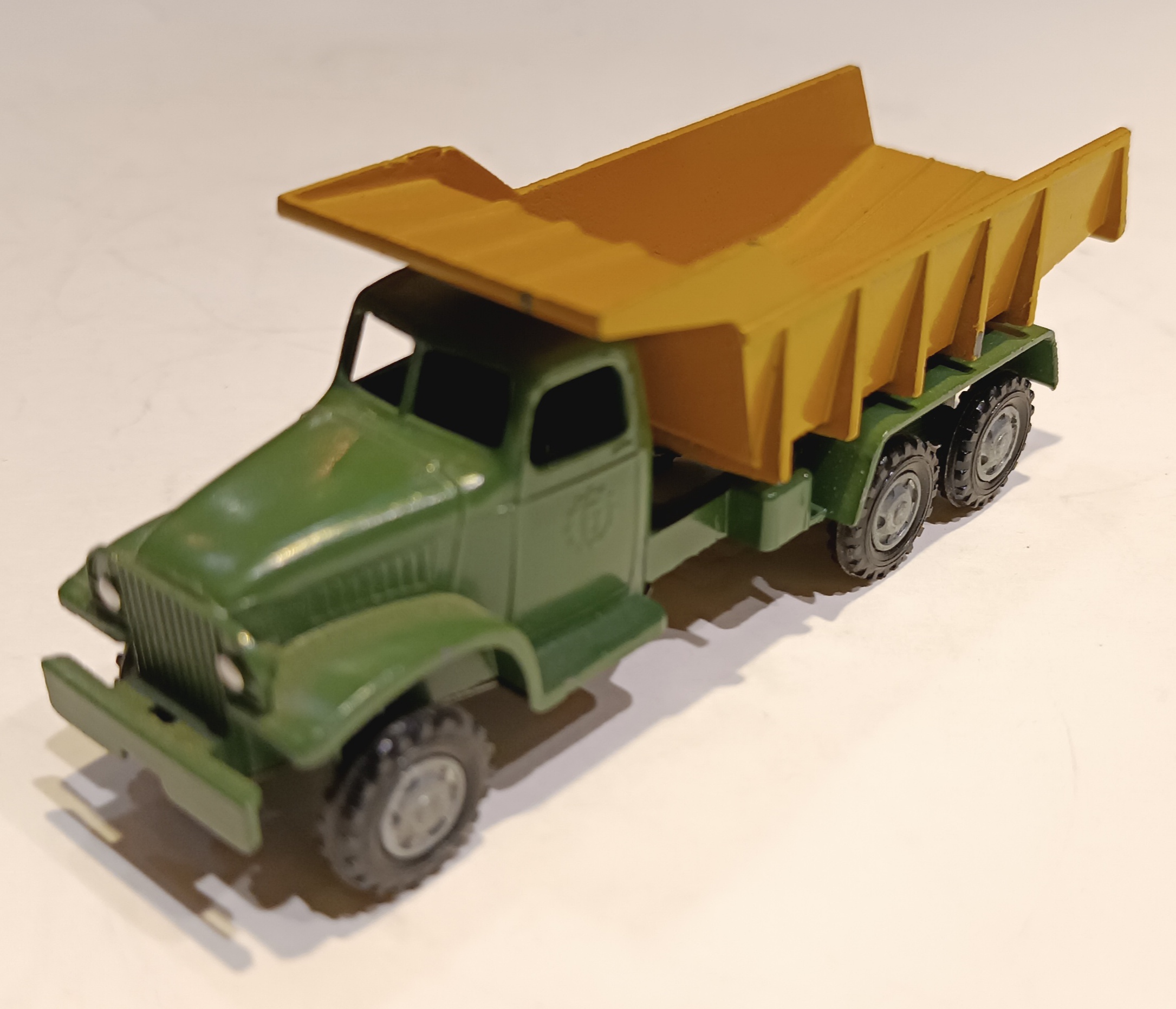 GMC benne vert et jaune France Jouet 1/43