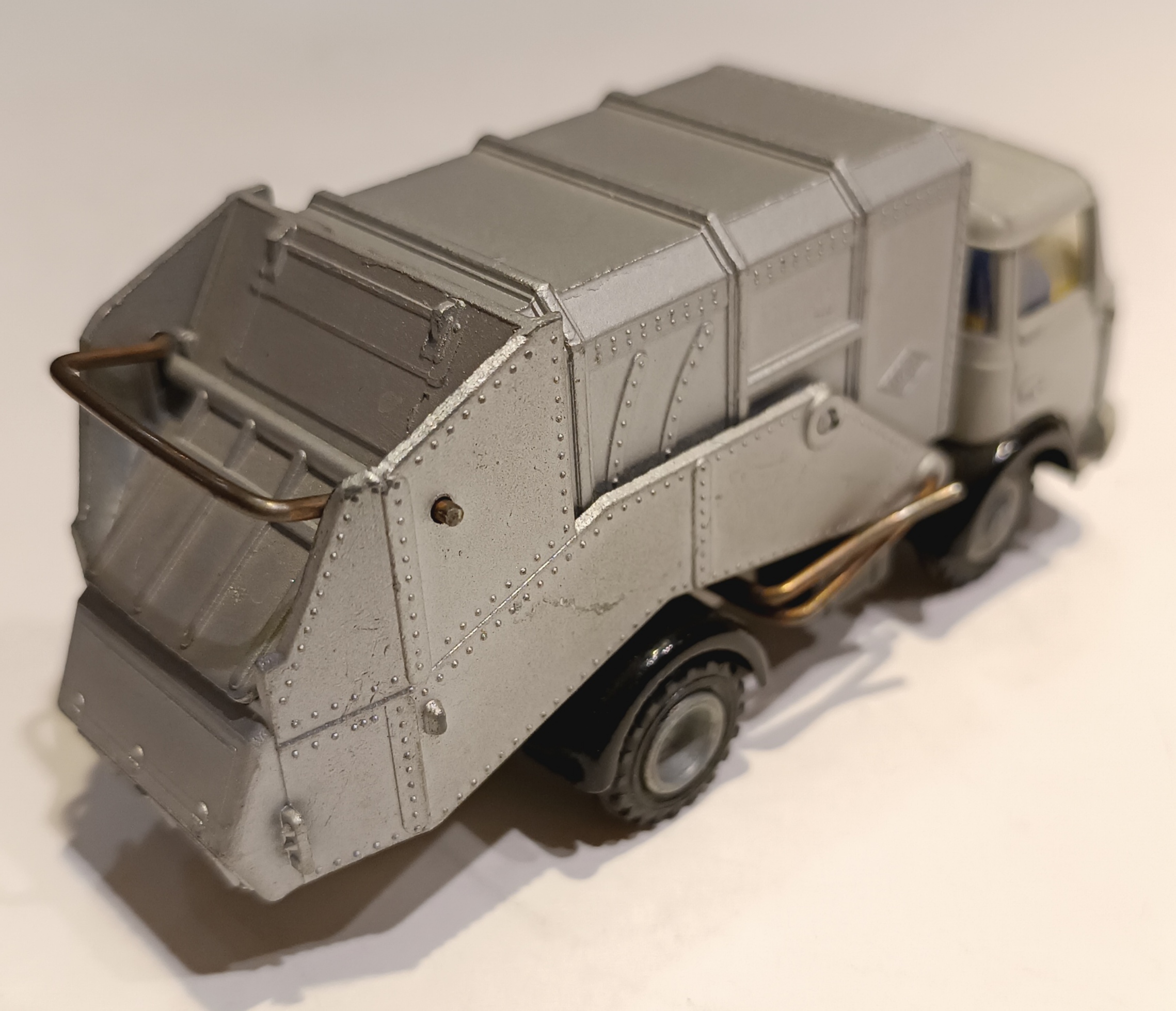 Berliet GAK poubelle France Jouet 1/43