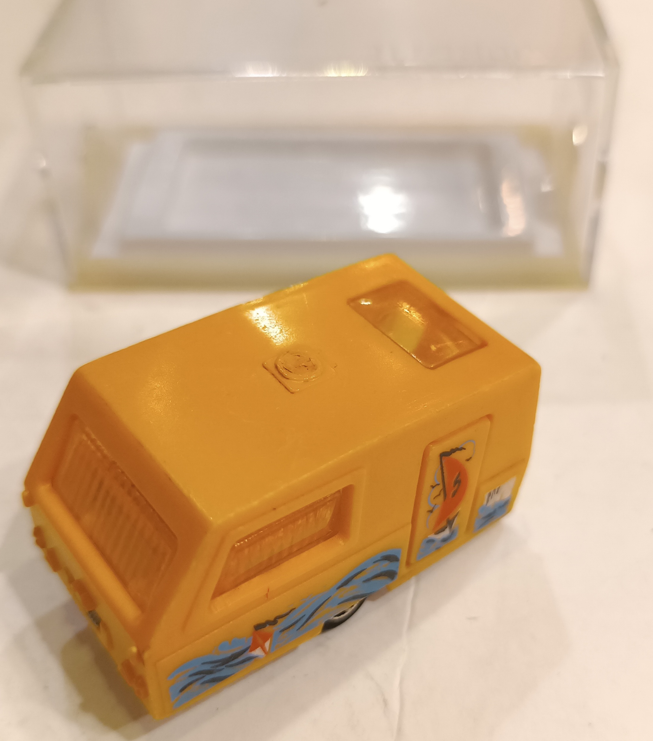 CARAVANE ST TROPEZ MAJORETTE 1/64