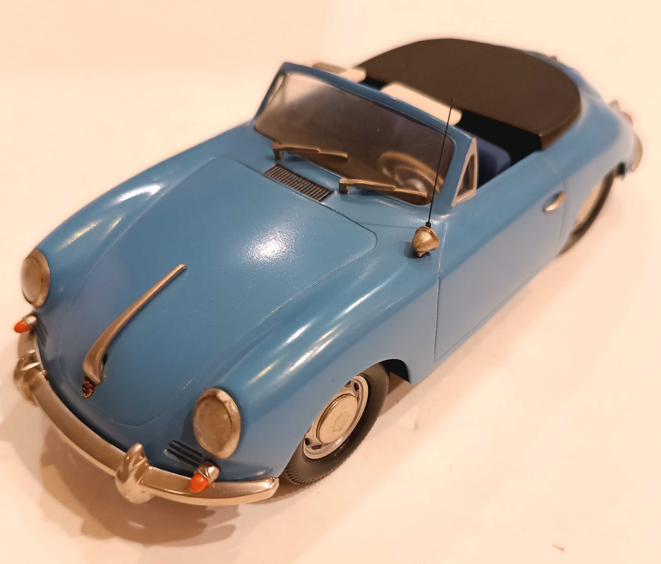 PORSCHE 356 CABRIOLET BLEU METAL24 1/24