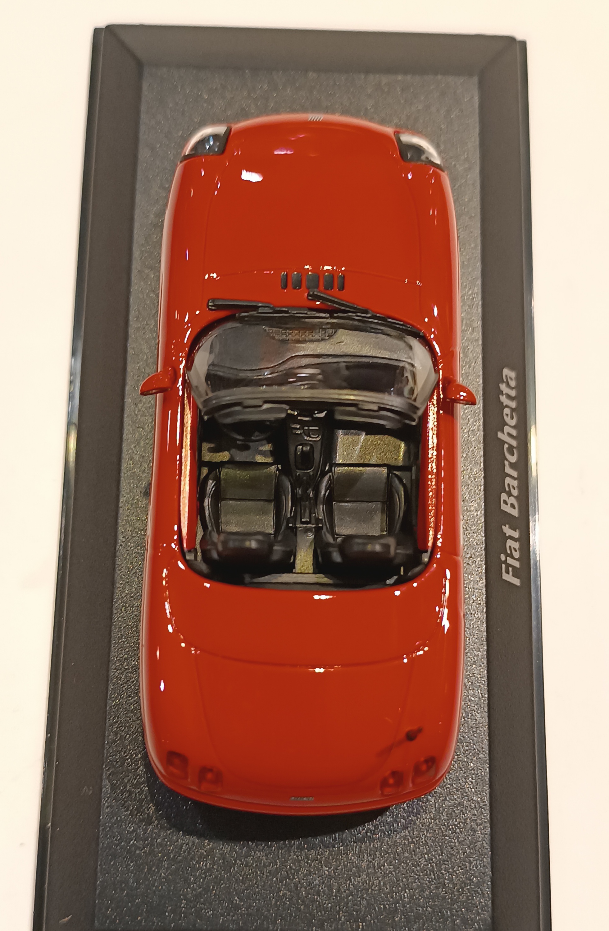 FIAT BARCHETTA 1995 ROUGE MAXICHAMPS 1/43