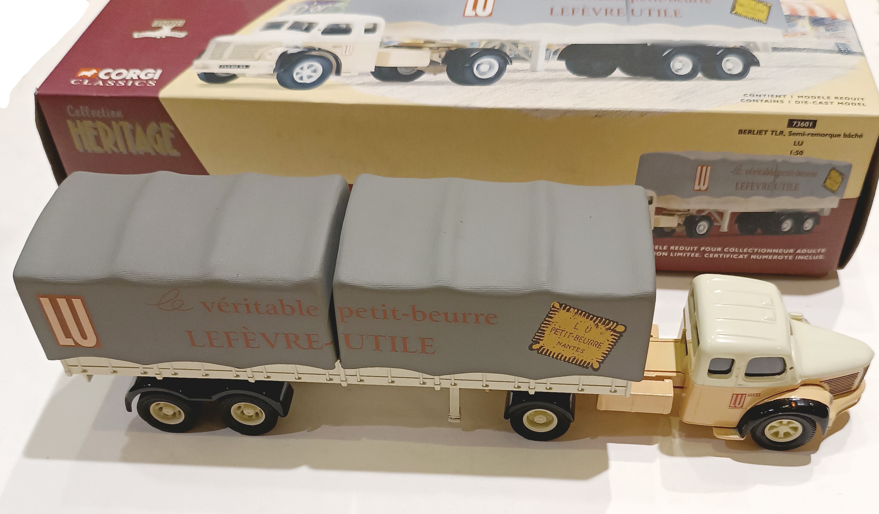 BERLIET TLR SEMI REMORQUE BACHE LU CORGI 1/50