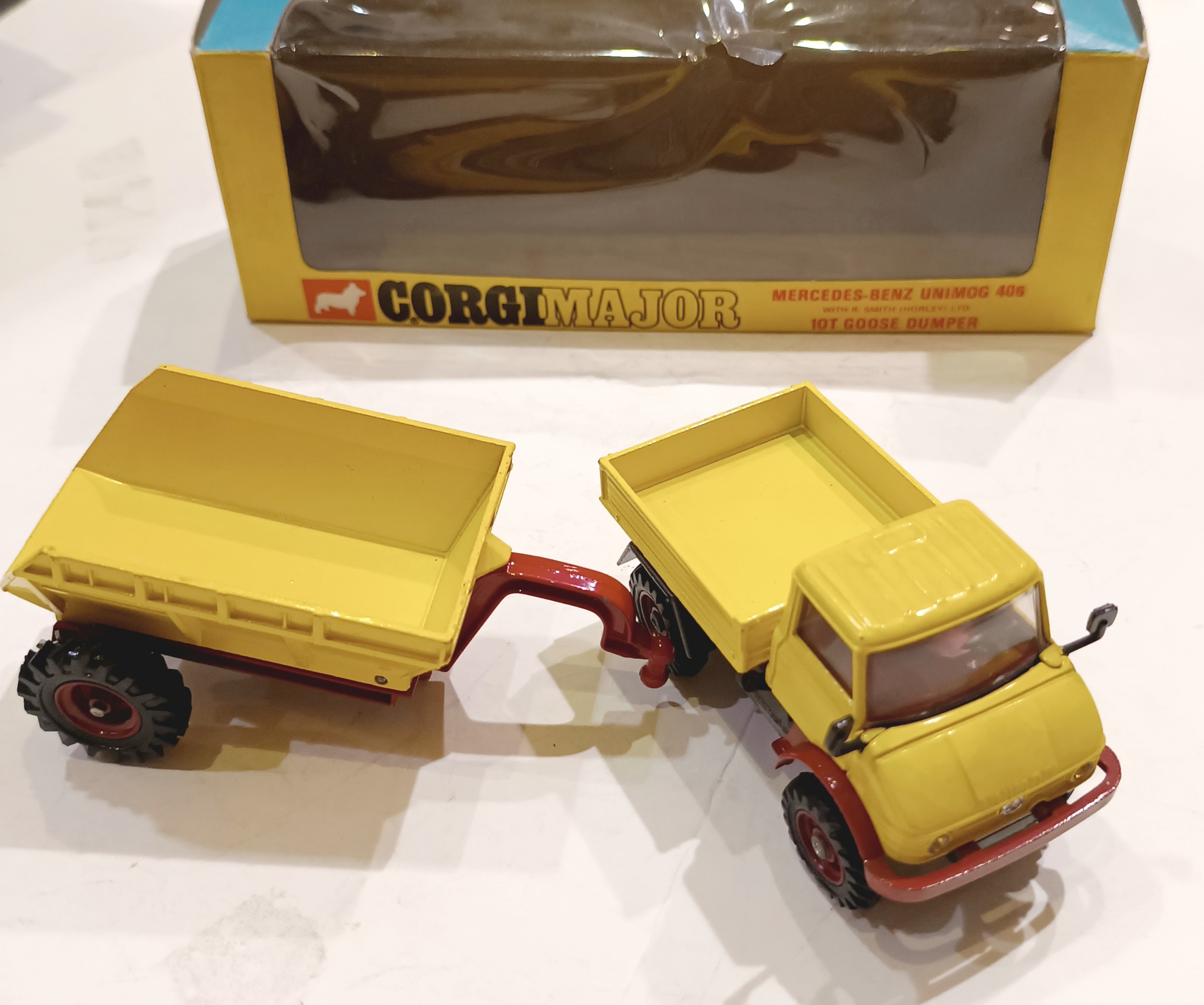 MERCEDES BENZ UNIMOG 406 10T GOOSE DUMPER CORGI 1/43
