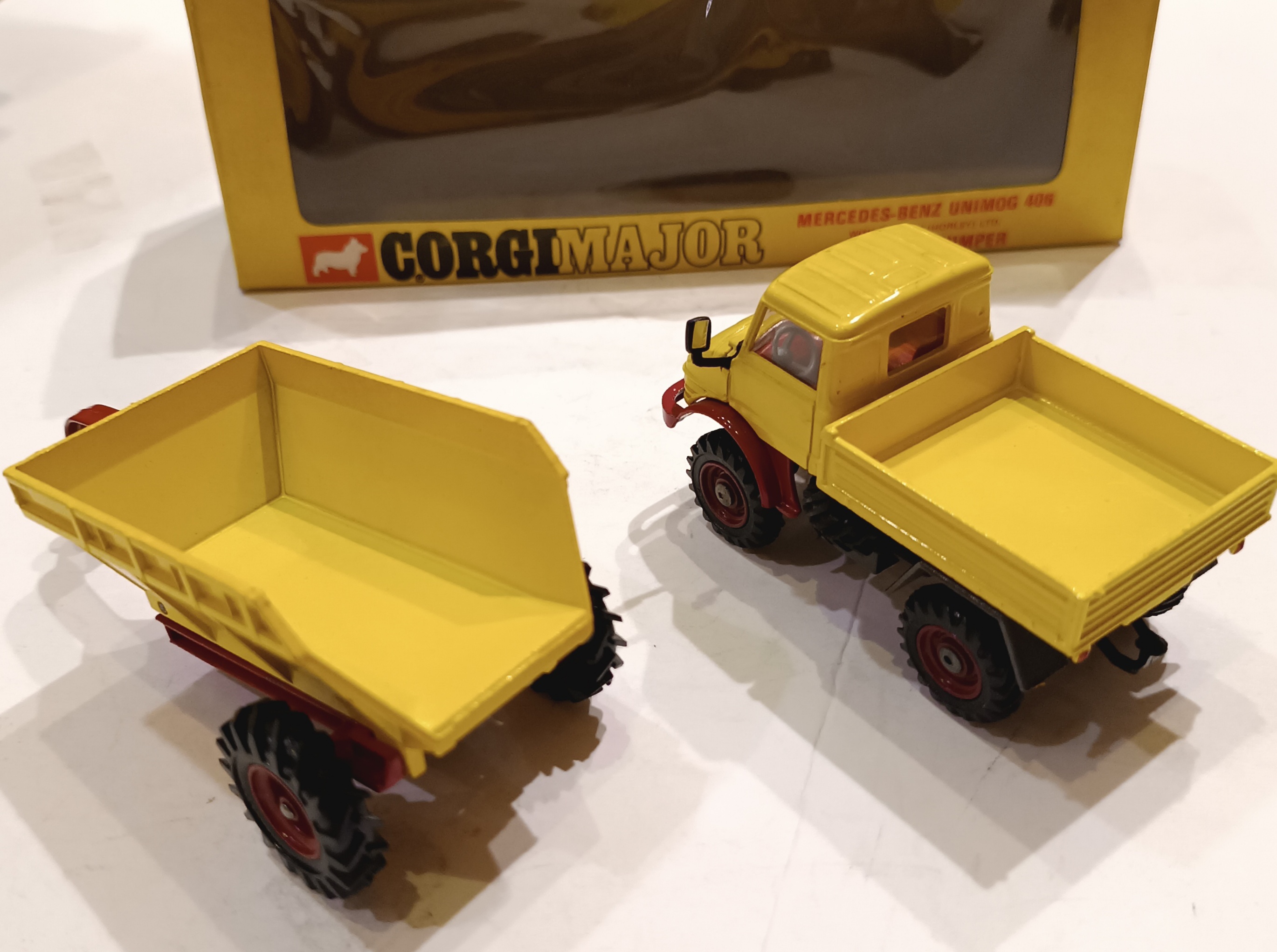 MERCEDES BENZ UNIMOG 406 10T GOOSE DUMPER CORGI 1/43