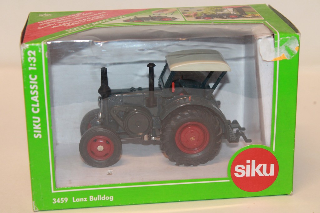 LANZ BULLDOG SIKU CLASSIC 1/32°