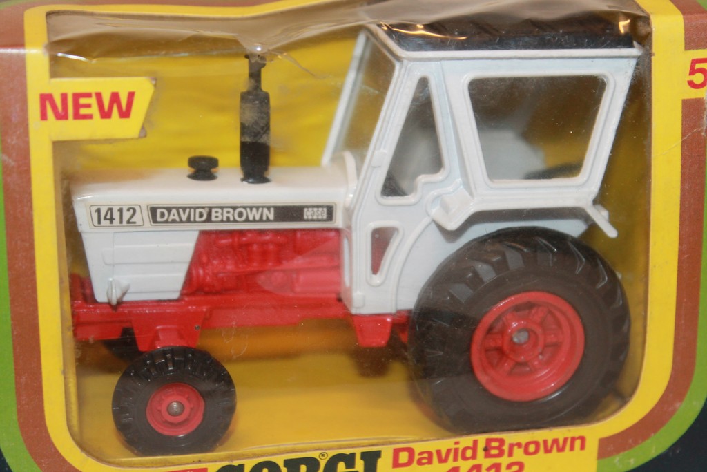 DAVID BROWN 1412 CORGI 1/43°