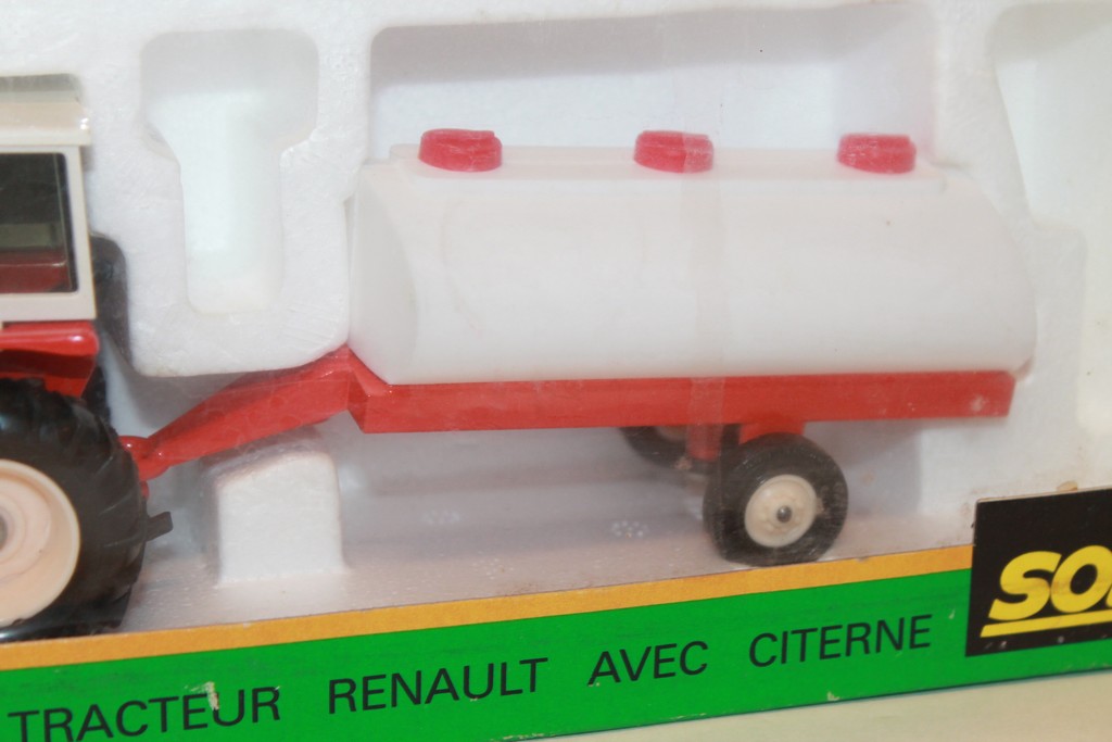 RENAULT 651-4 SOLIDO 1/32°