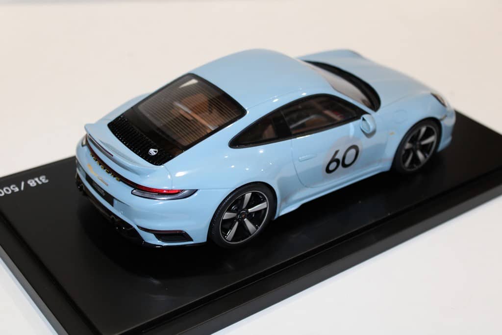 PORSCHE 911 992 SPORT CLASSIC - SPARK 1/18