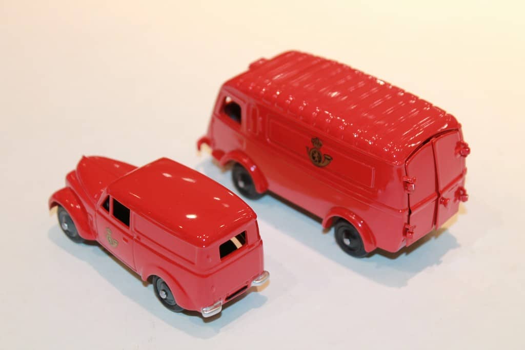 CIJ France 3.68 Renault Dauphinoise 300 kg POSTES 1/43