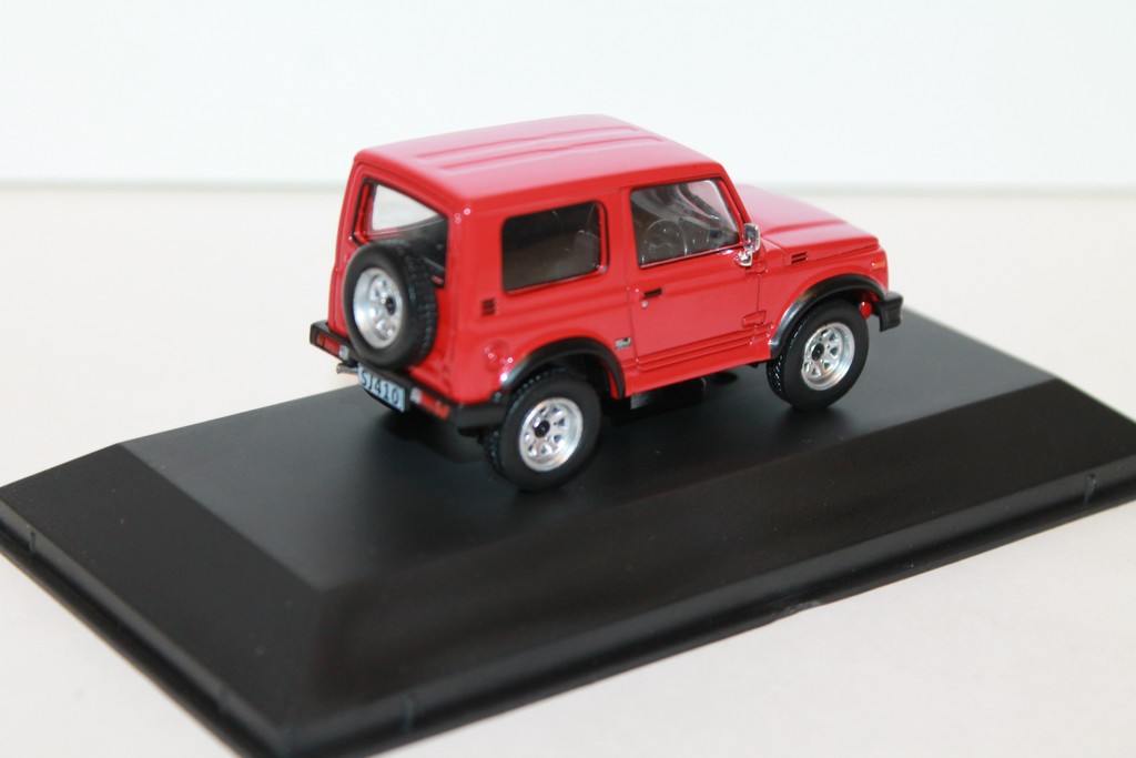 SUZUKI JIMNY (SJ410)