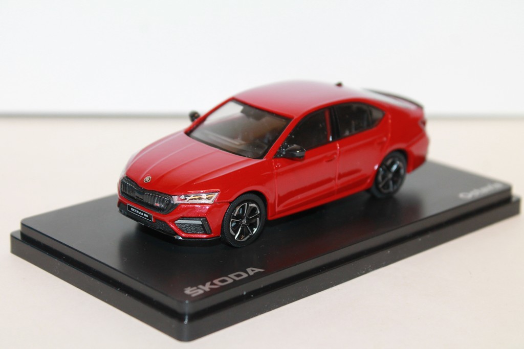 SKODA OCTAVIA IV RS (2020) CERVENA ABREX 1/43°