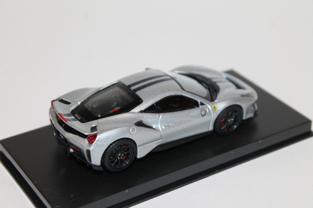 FERRARI 488 PISTA 2018 BURAGO 1/43°