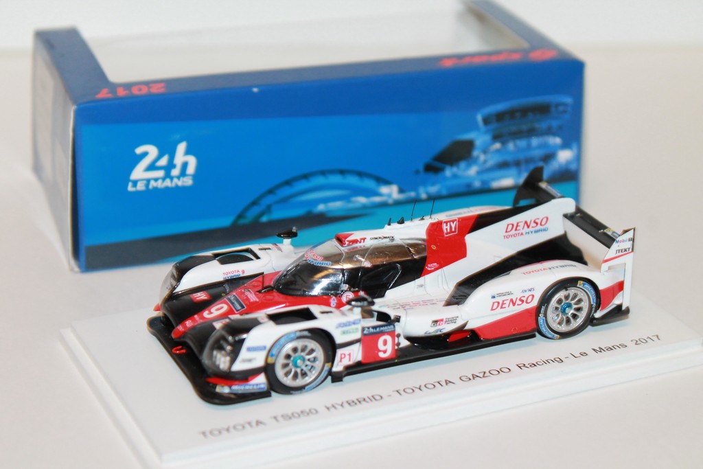 TOYOTA TS050 HYBRID N°9 24H LM 2017 SPARK 1/43°