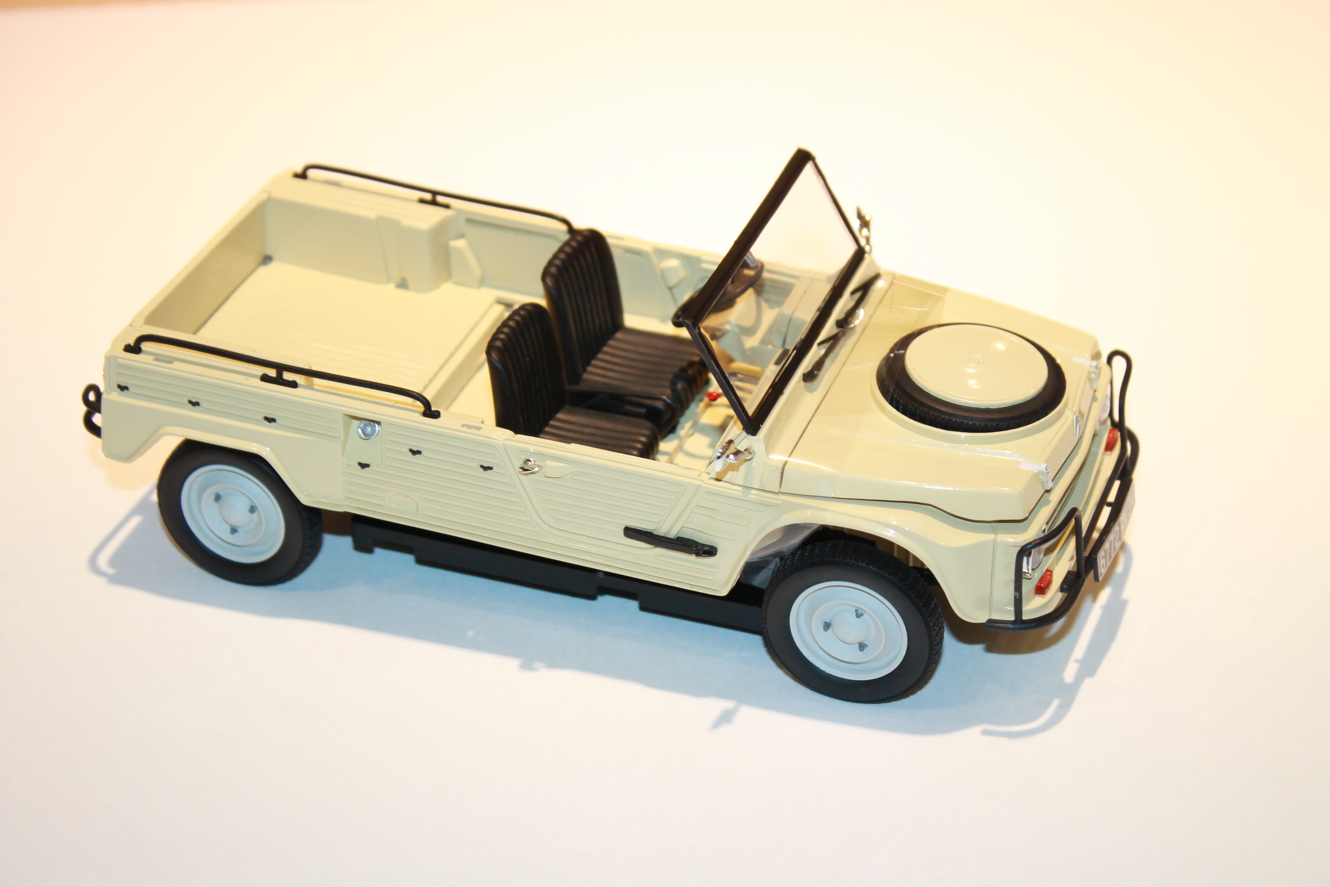 CITROEN MEHARI 4X4 BEIGE 1979 NOREV 1/18°