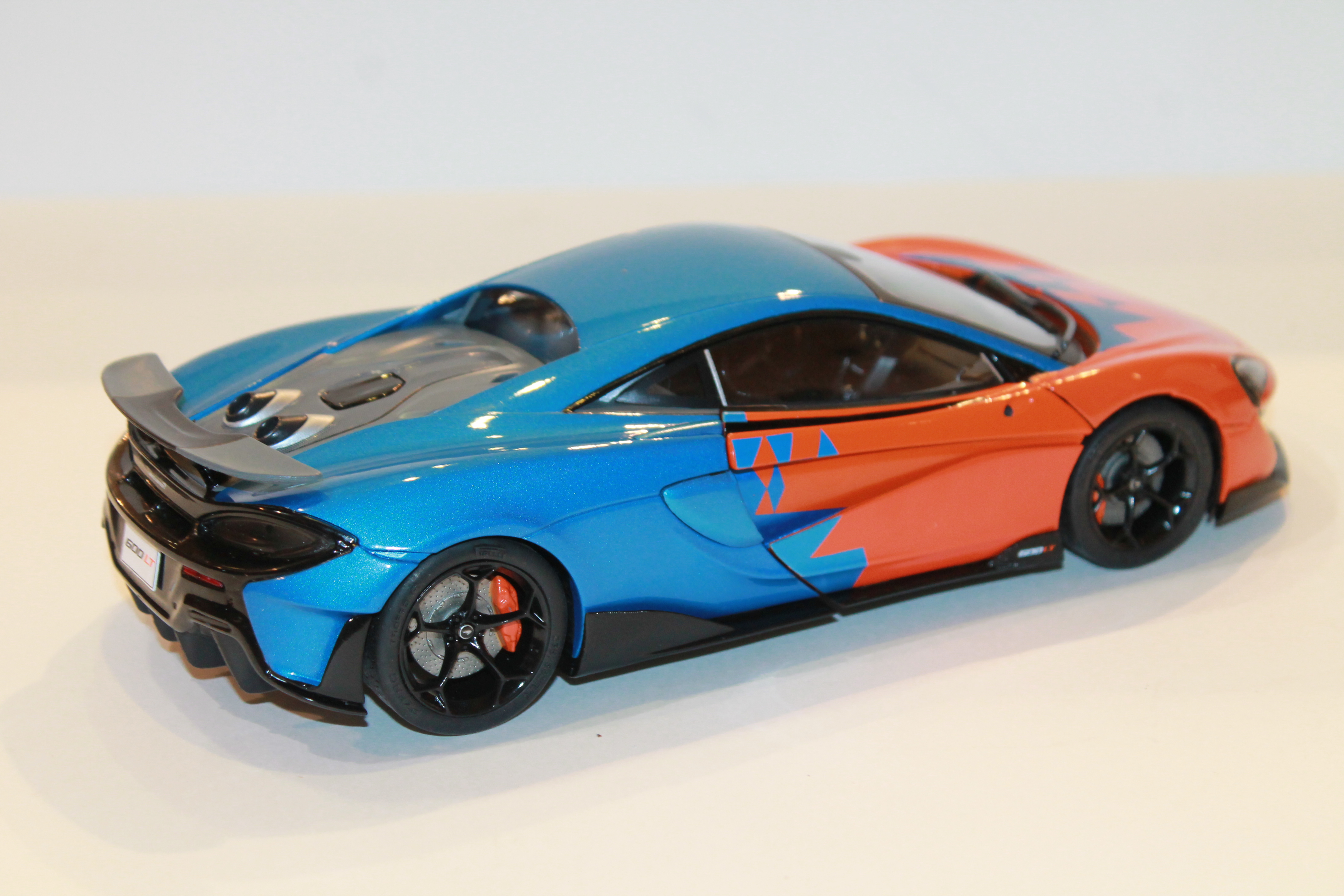 MCLAREN 600LT F1 TRIBUTE LIVERY 2019 SOLIDO 1/18°