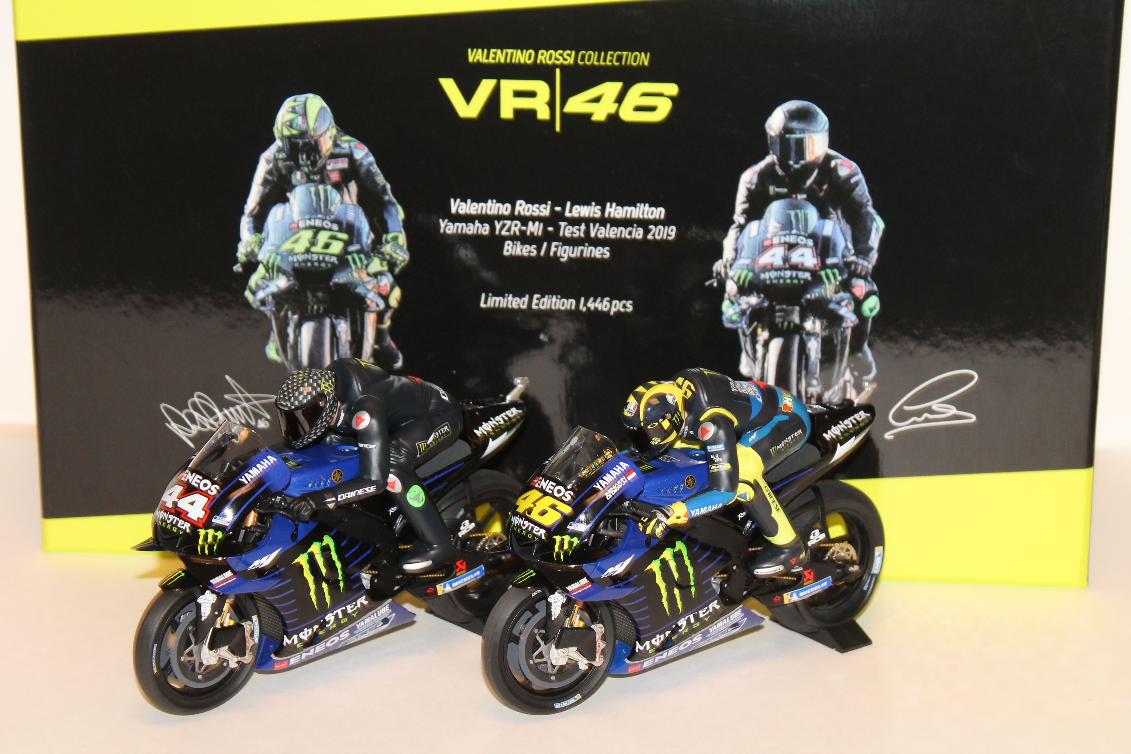 COFFRET MOTO GP VALENTINO ROSSI - LEWIS HAMILTON 2019 MINICHAMPS 1/12°