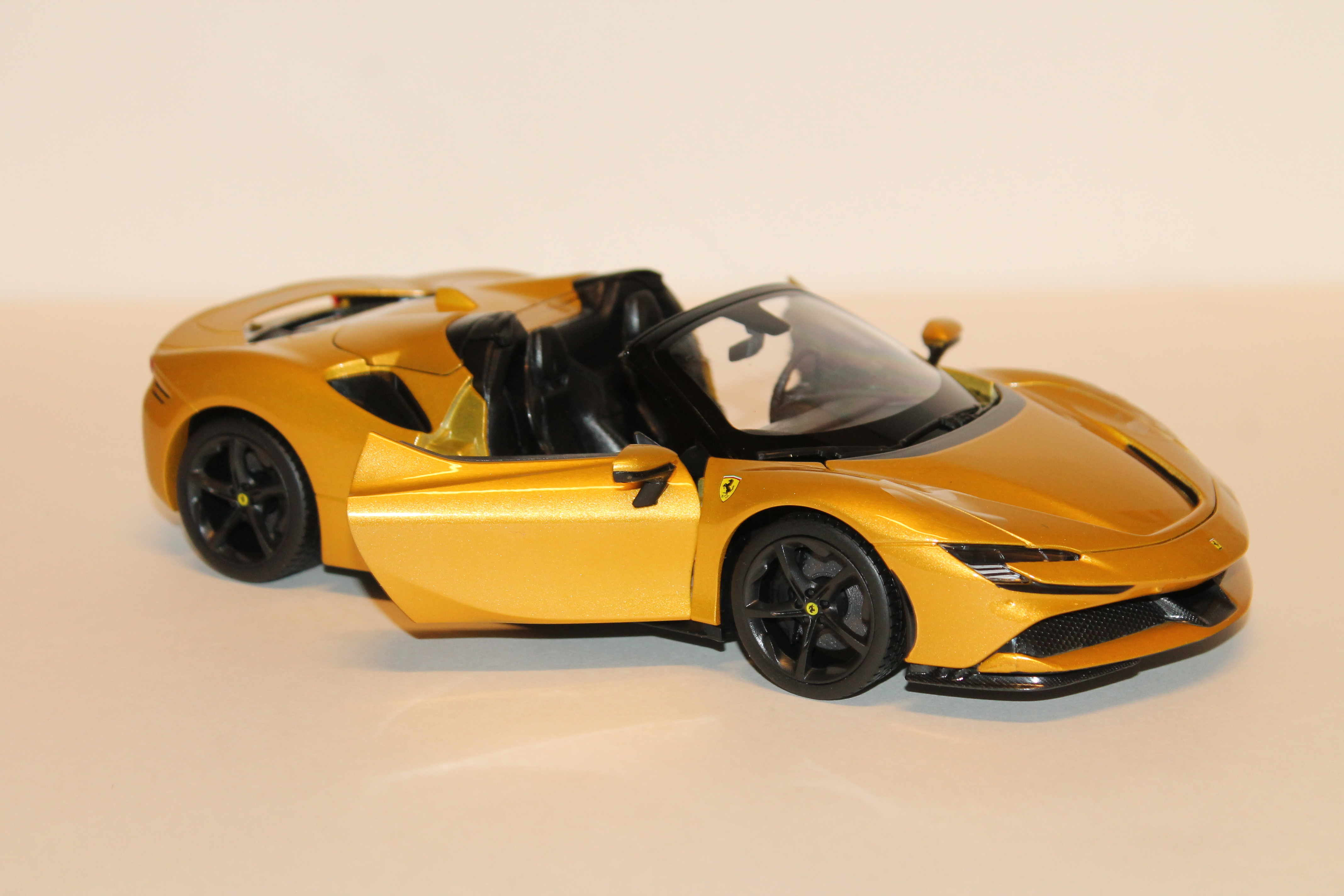 FERRARI SF90 SPIDER 2020 BURAGO 1/18°