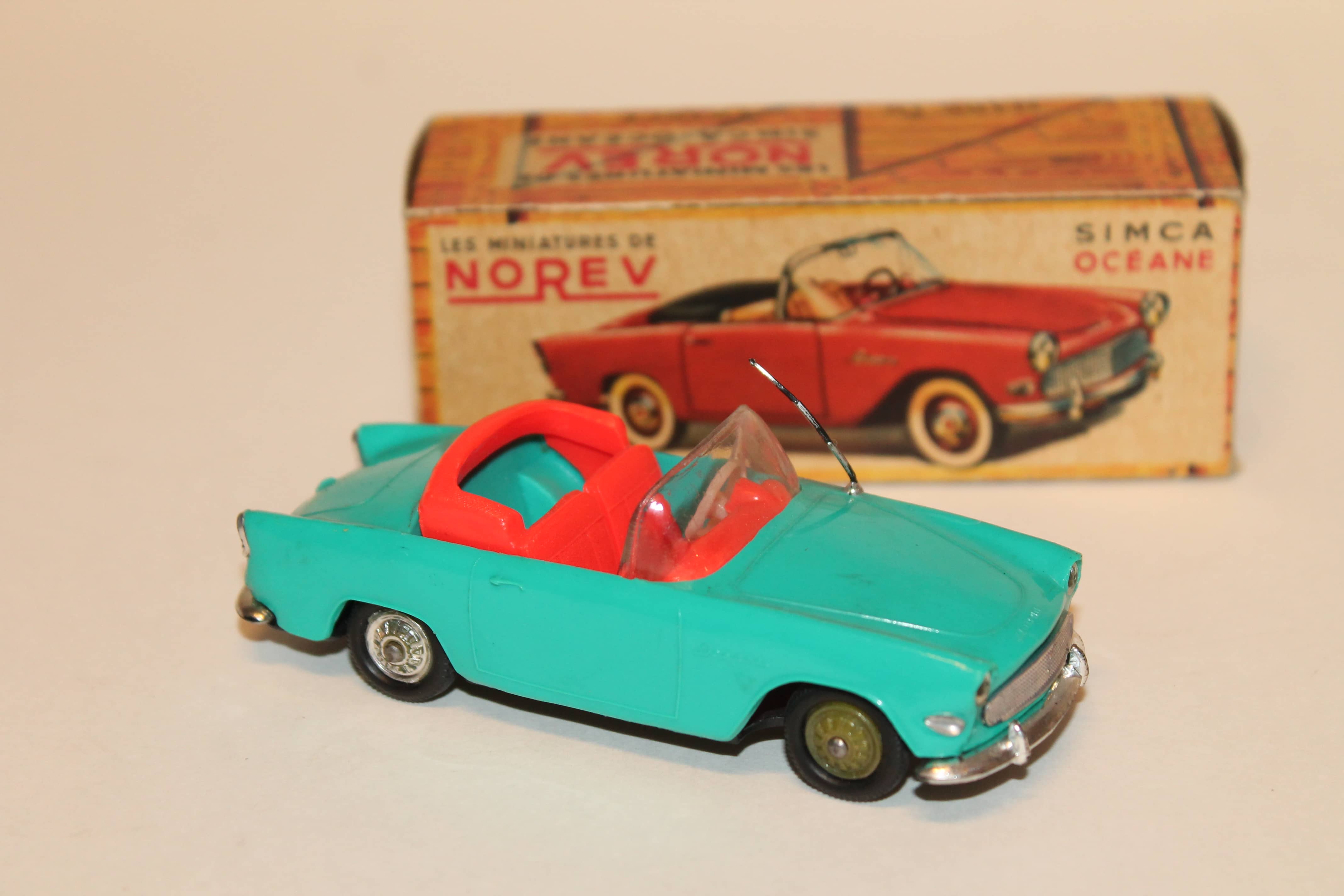 Simca Oceane (1962) 1/43 Norev