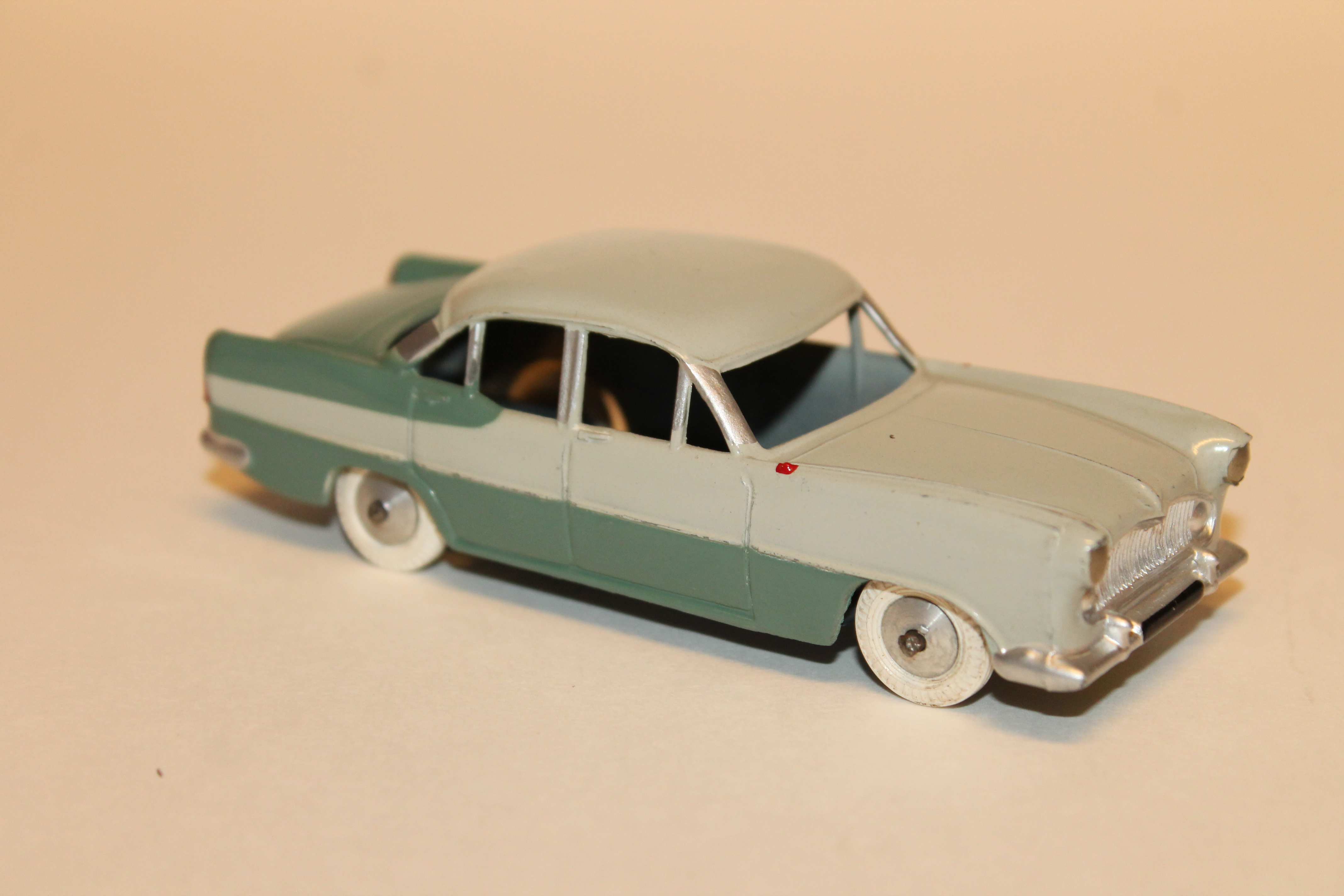 SIMCA VEDETTE REGENCE QUIRALU 1954 1/43°