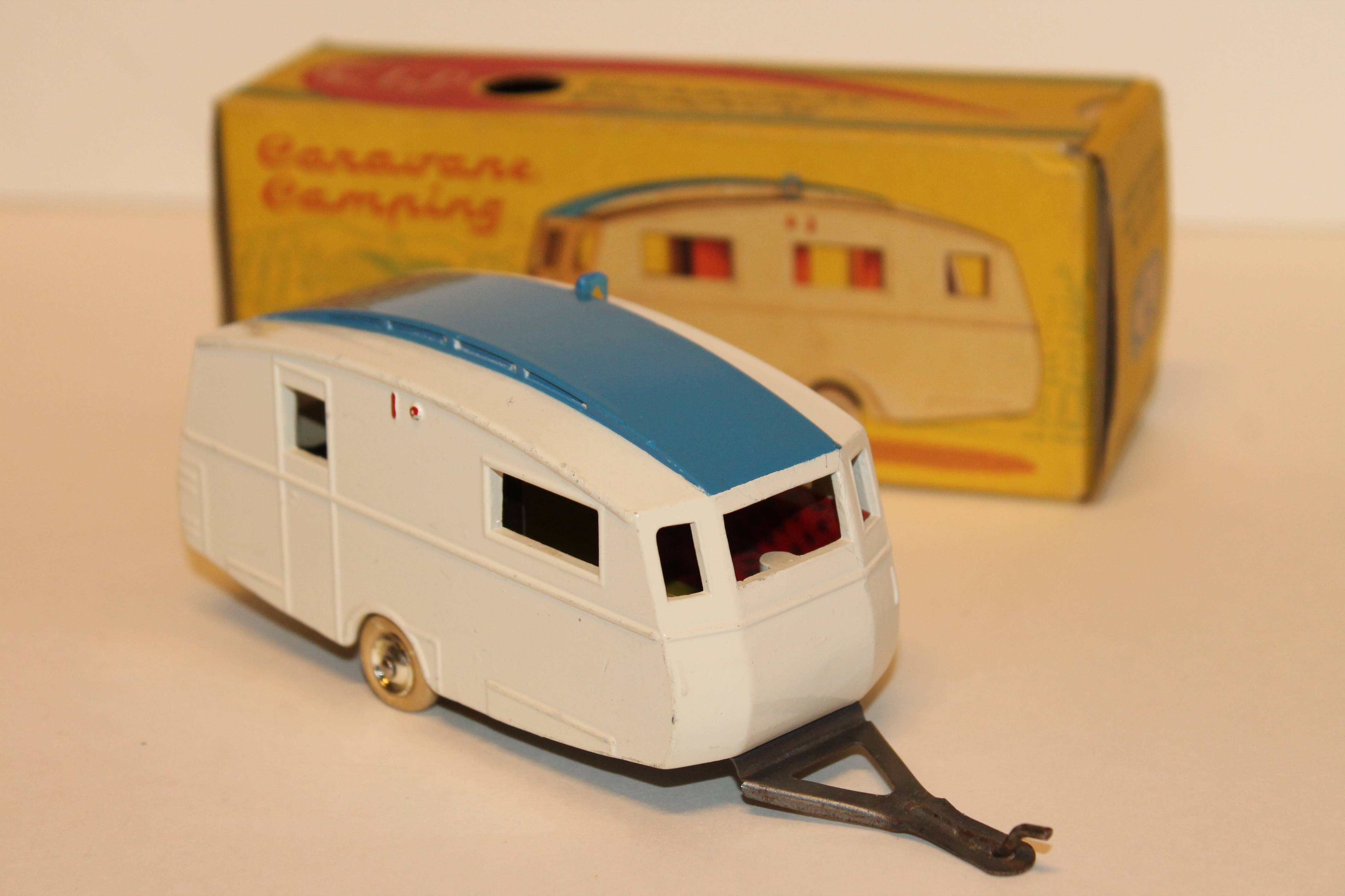 CARAVANE CAMPING 1958 CIJ 1/43°