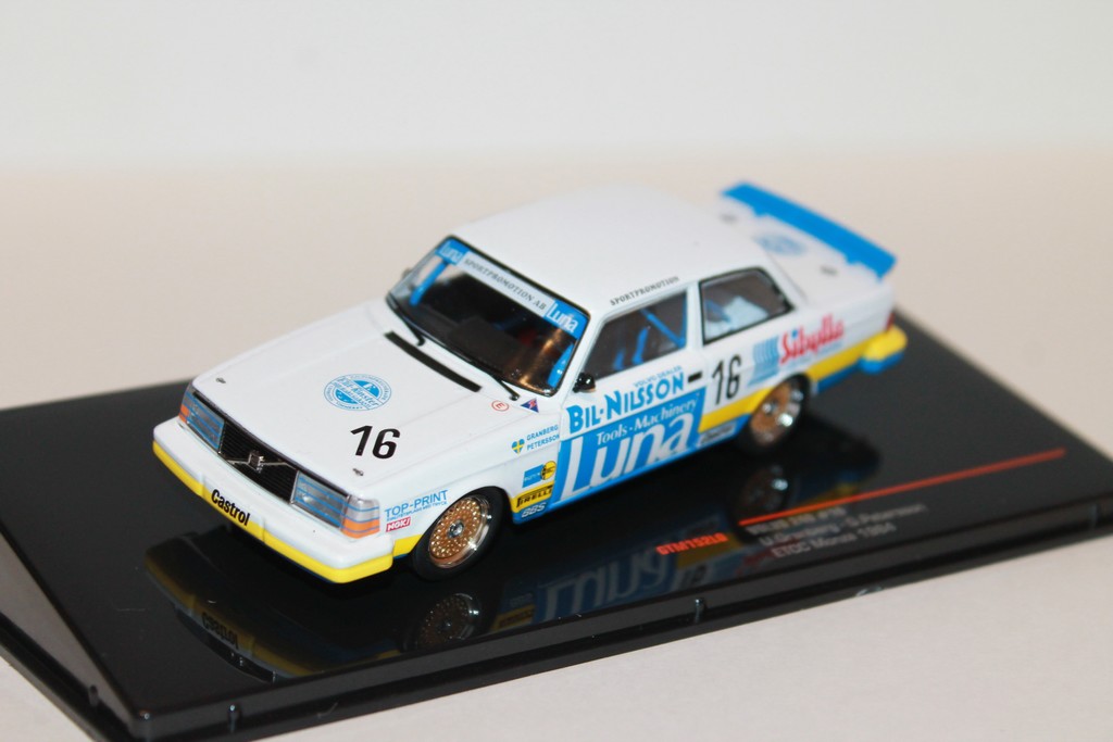 VOLVO 240 N°16 ETCC MONZA 1984 IXO 1/43°