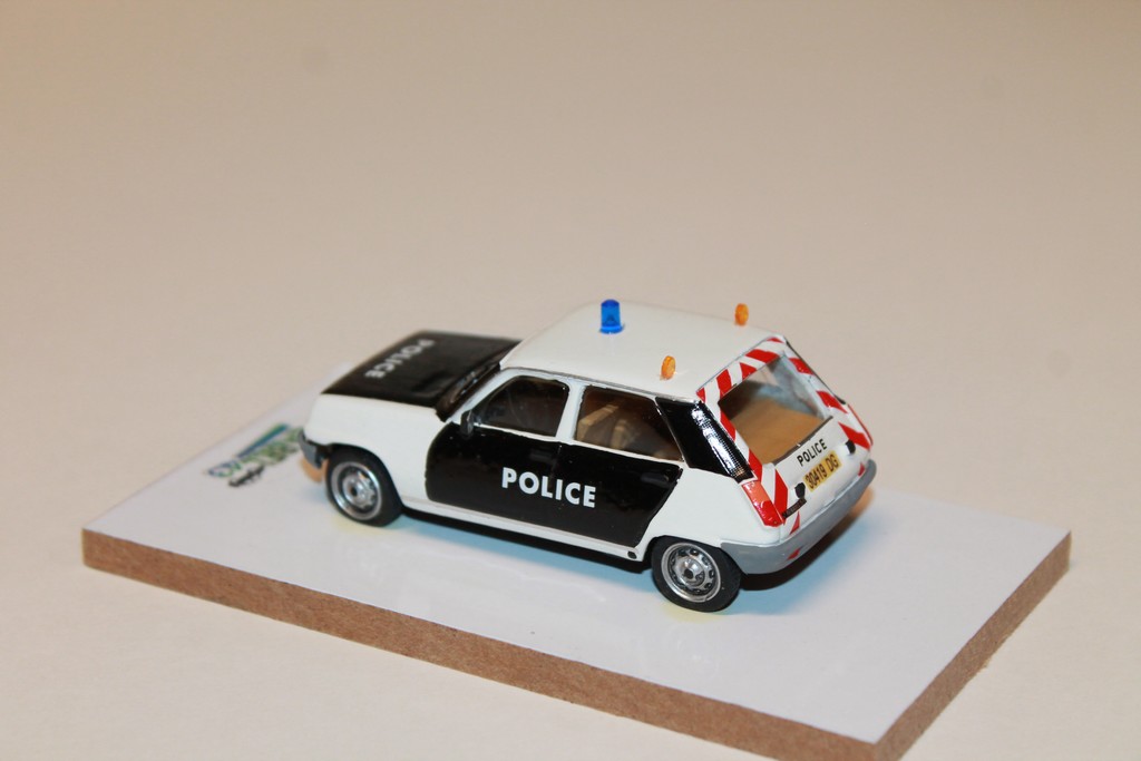 RENAULT 5 TL POLICE "PIE" 1982 LABEL 43 1/43°