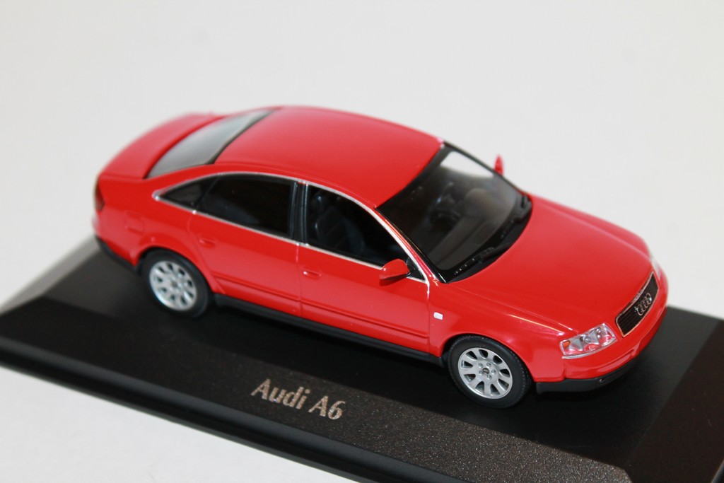 AUDI A6 1997 ROUGE MAXICHAMPS 1/43°