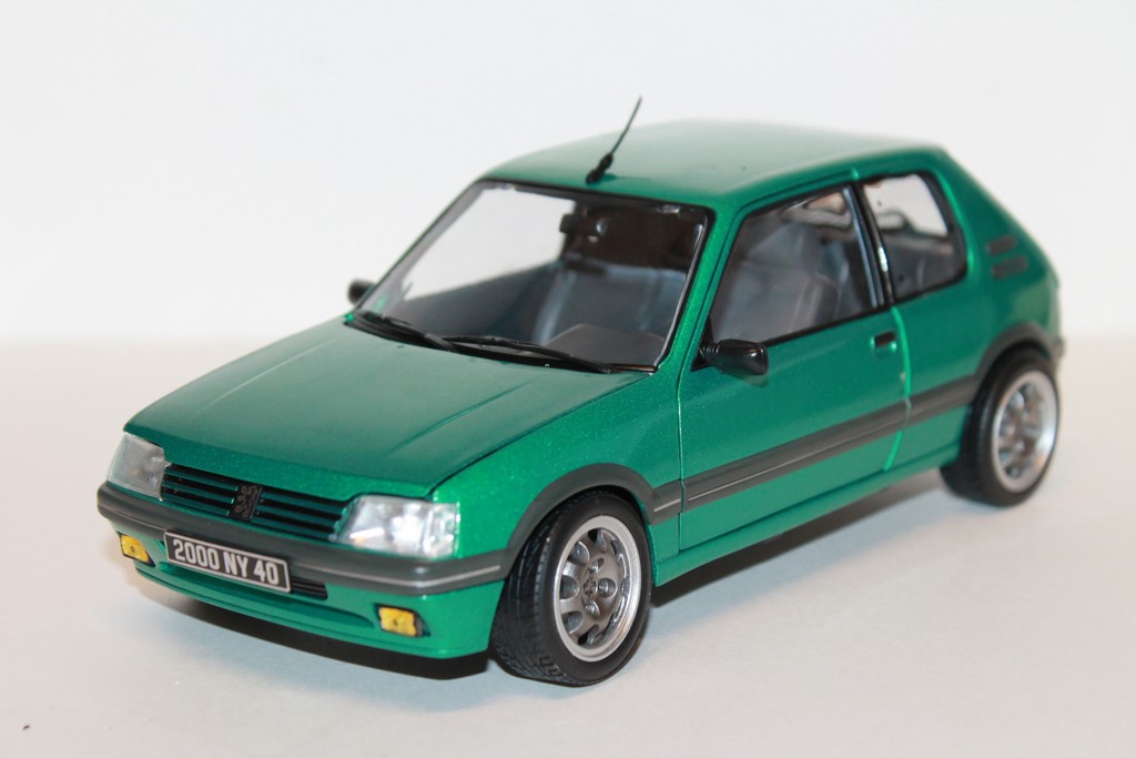 PEUGEOT 205 GTi GRIFFE VERT 1990 NOREV 1/18°