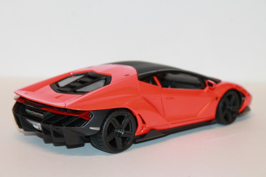 LAMBORGHINI CENTENARIO ORANGE MAISTO 1/18°