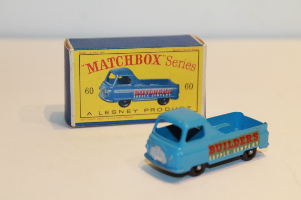 MORRIS J2 PICK-UP "BUILDERS SUPPLY COMPANY" BLUE MATCHBOX 1/64°