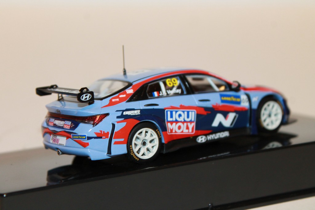 HYUNDAI ELANDRA N TCR N°69 VAINQUEUR WTRC GERMANY 2021 IXO 1/43°