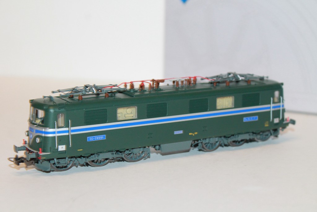 LOCOMOTIVE ELECTRIC SNCF CC 20000 PIKO 1/87°