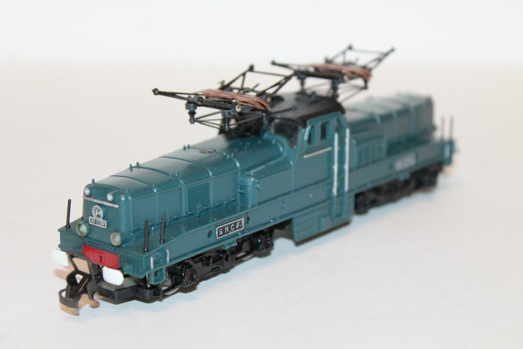 LOCOMOTIVE ELECTRIQUE SNCF BB-12061 HORNBY 1/87°