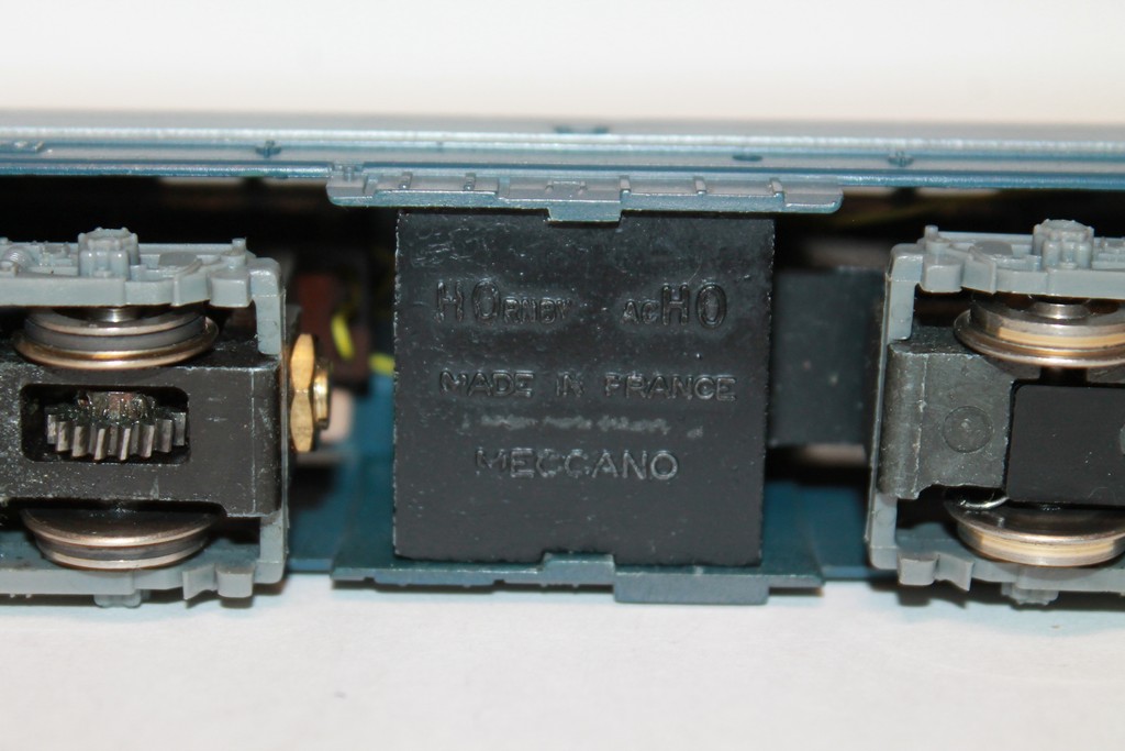 LOCOMOTIVE ELECTRIC SNCF 060 DB-5 HORNBY 1/87°