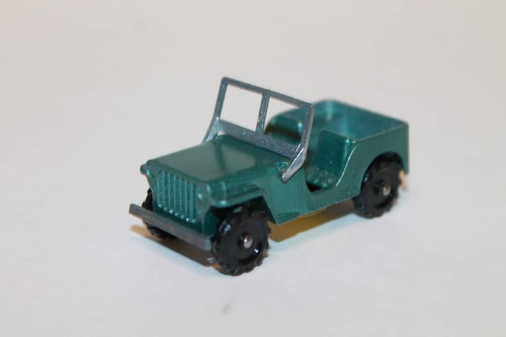 JEEP GREEN MAJORETTE 1/65°