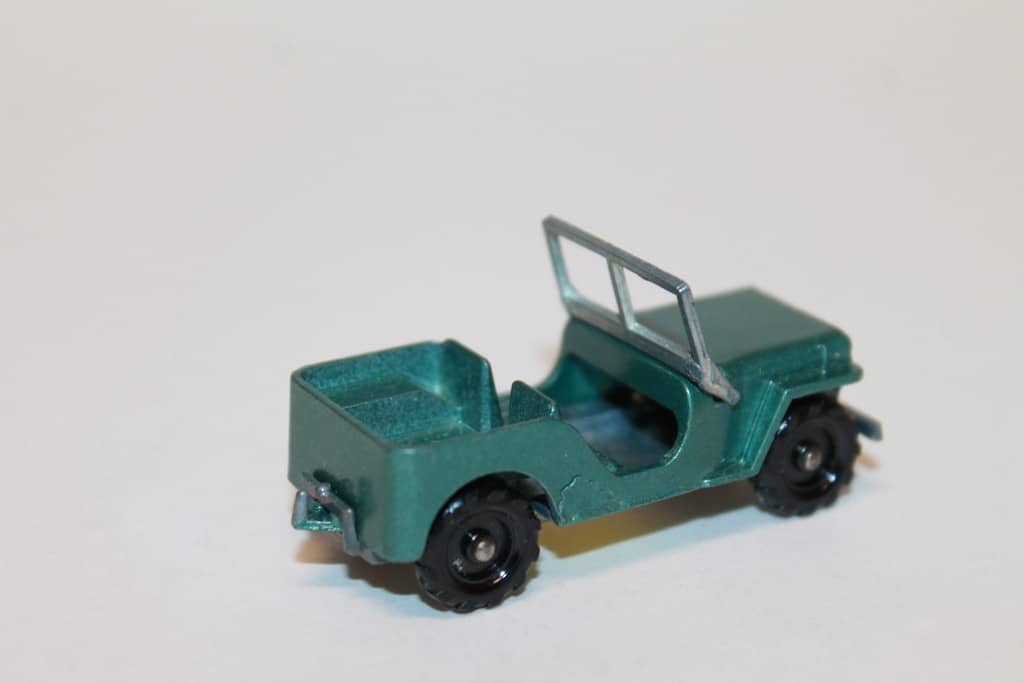 JEEP GREEN MAJORETTE 1/65°