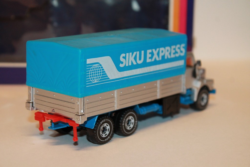 VOLVO-LKW LORRY CAMION VRACHTAUTO "SIKU EXPRESS" SIKU 1/50°