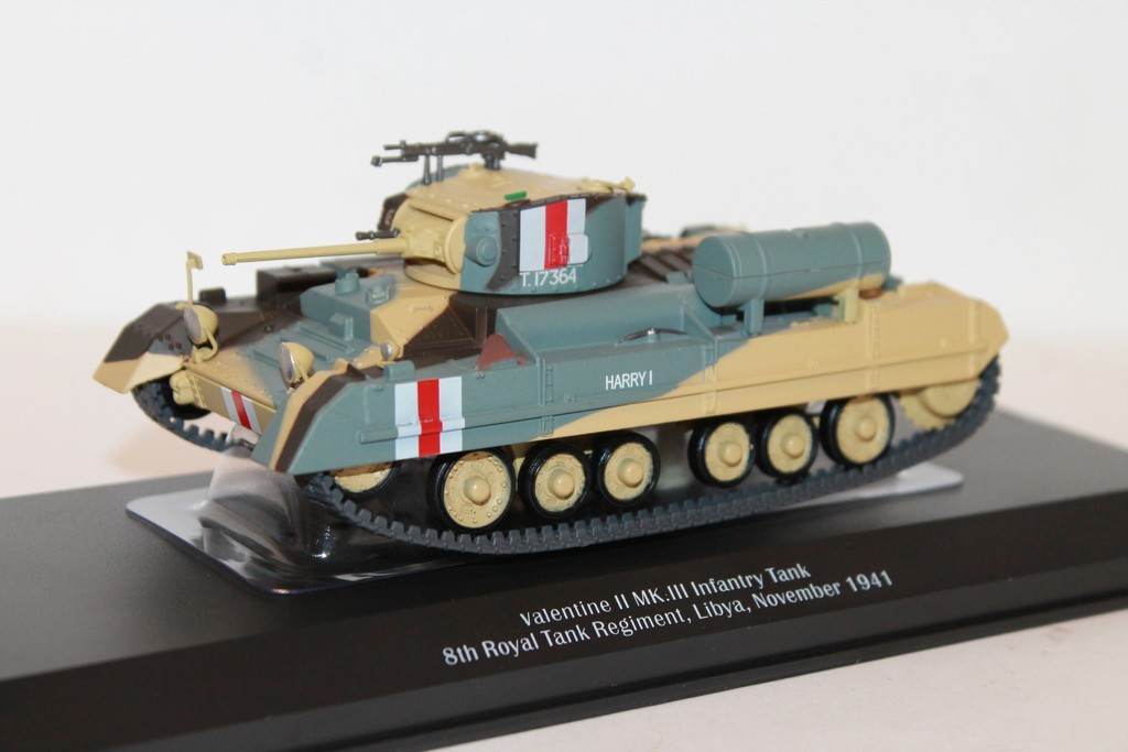 VALENTINE II MK III INFANTRY TANK 8TH ROYAL TANK REGIMENT LIBYE NOVEMBRE 1941 1/43°