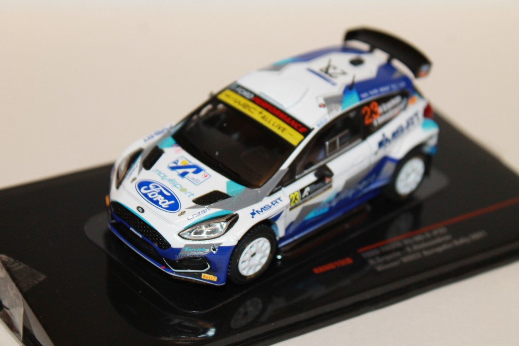 FORD FIESTA R5 MKII N°23 VAINQUEUR WRC2 RALLYE ACROPOLIS 2021 IXO 1/43°