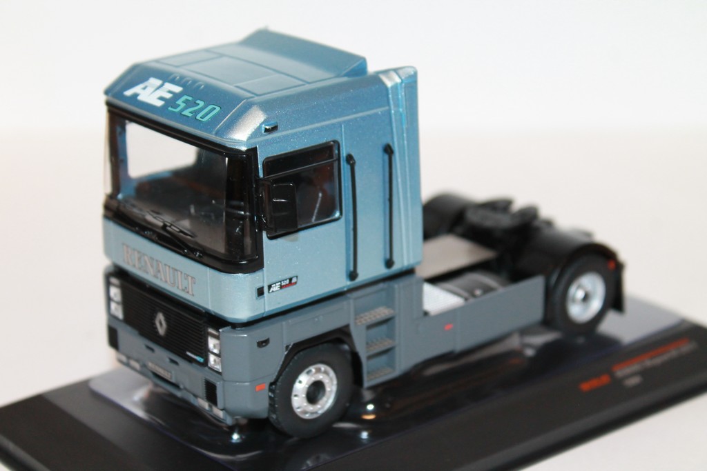 RENAULT MAGNUM AE 520 TI 1994 IXO 1/43°