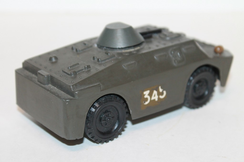 AUTO-MITRAILLEUSE SOVIETIQUE DIVERS 1/43°